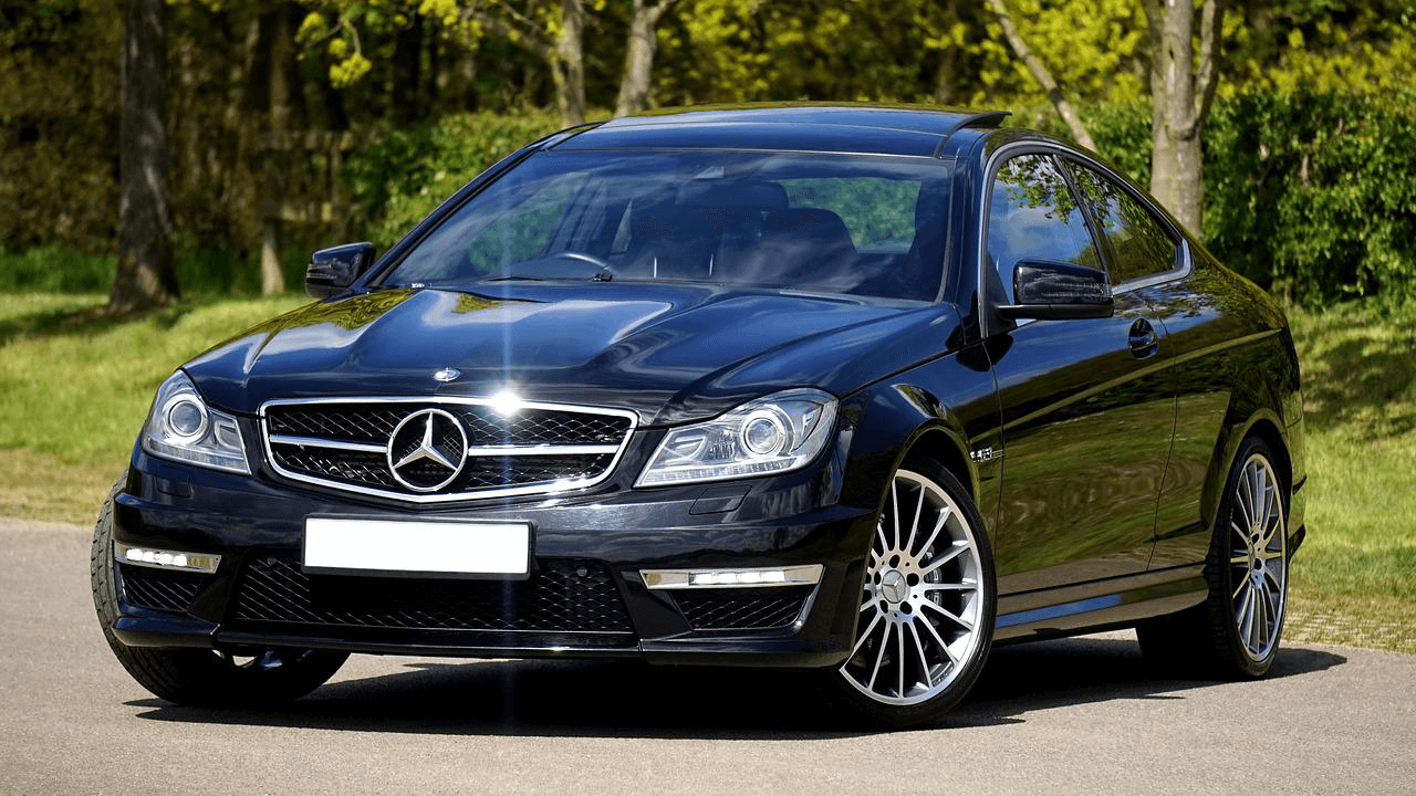 Mercedes-benz windshield